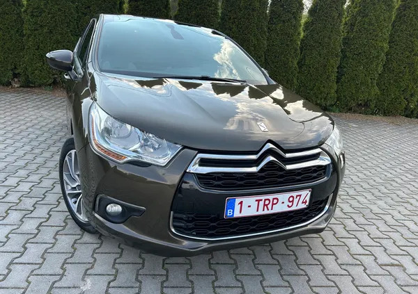 mazowieckie Citroen DS4 cena 29900 przebieg: 210777, rok produkcji 2012 z Sochaczew